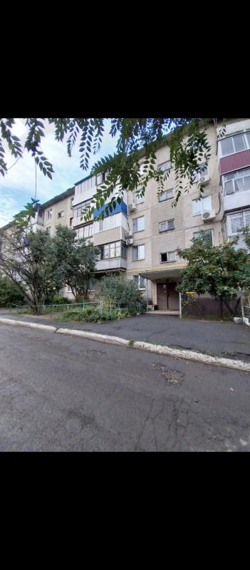Продается 2-х комнатная квартира по адресу: г. - Новотроицк