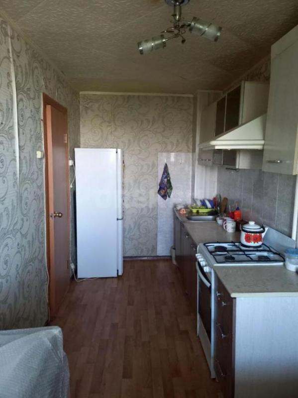 Продам уютную двухкомнатную квартиру на 240 квартале, просторная кухня и прихожая, тихие соседи - Орск