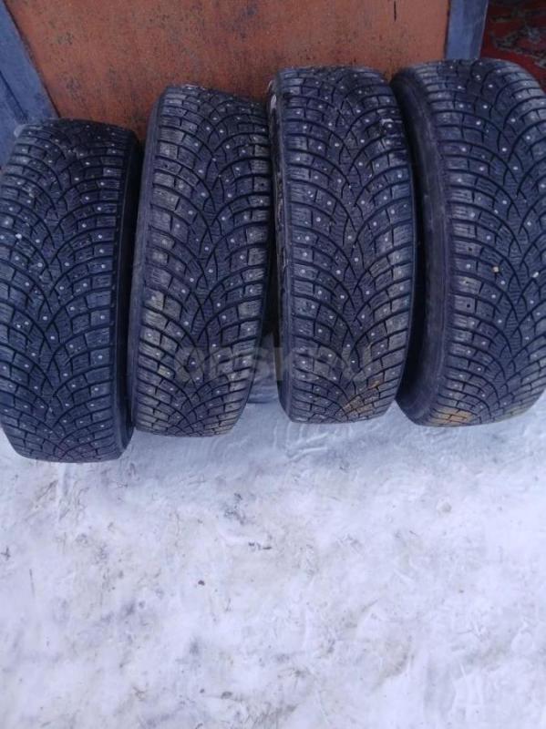 Продам в хорошем состоянии б/у зимнюю резину 225/65 R17 4 штуки за 14000 - Орск