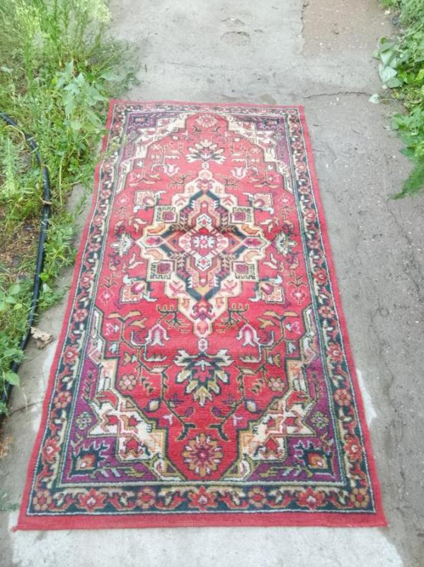 Продам ковры, ковровые дорожки, палас по 300 рублей за штуку. - Орск