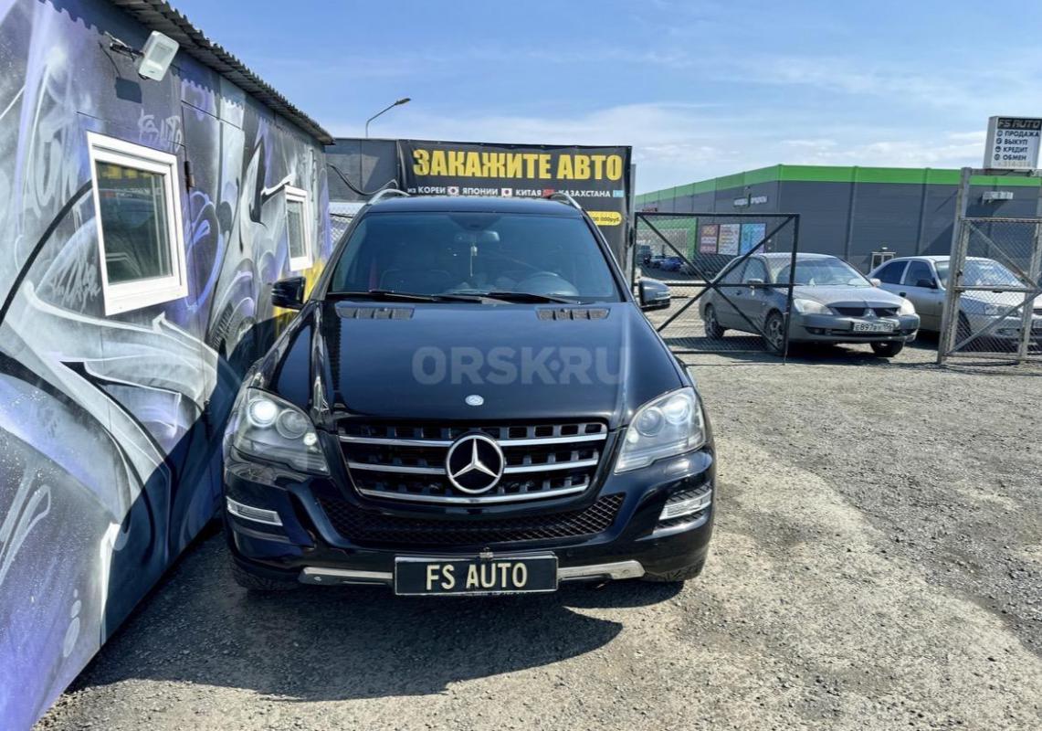 В ПРОДАЖЕ Mercedes-Benz ML 350 2012 года. - Орск
