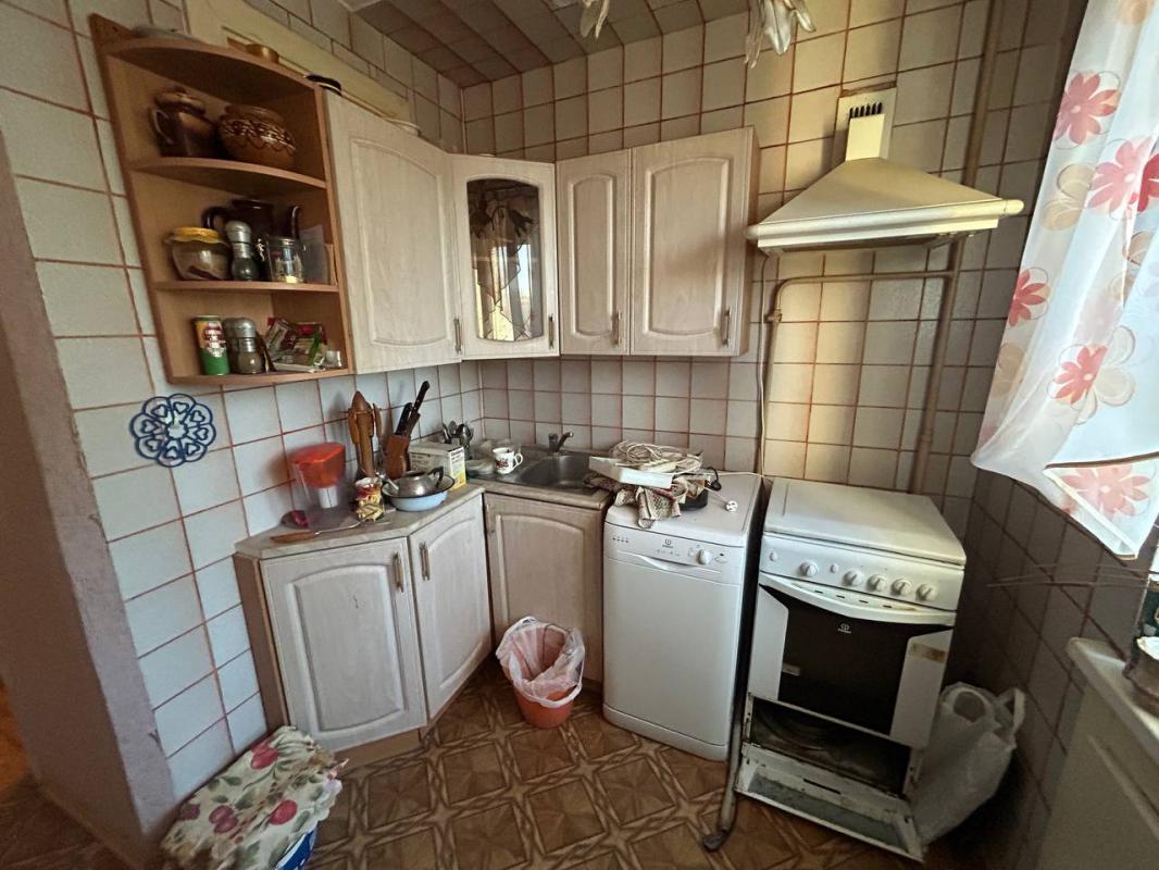 Продаётся четырёхкомнатная квартира в Новотроицке (здание МФЦ). - Новотроицк