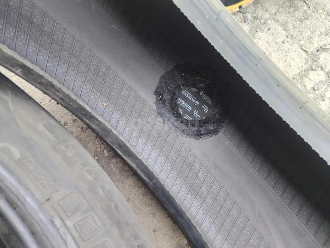 пирелли 185/65R15 за 2шт ,,есть латка на одной шине - Новотроицк