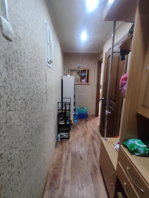 Продаётся уютная 2-х комнатная квартира переделанная в 3-х комнатную, на улице Мира/Уметбаева в горо - Новотроицк