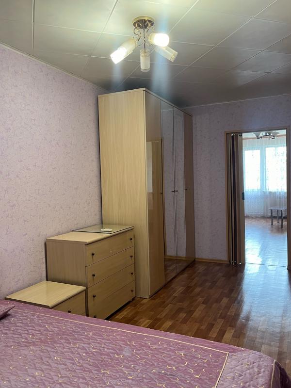 Продаётся двухкомнатная квартира по Советской 152 3 этаж. - Новотроицк