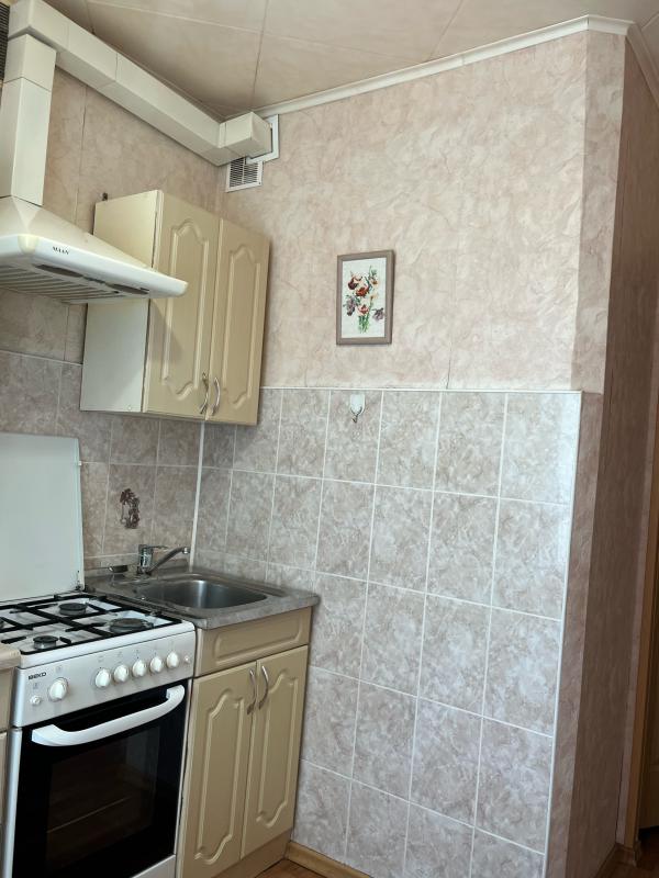 Продаётся двухкомнатная квартира по Советской 152 3 этаж. - Новотроицк