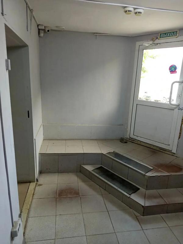 Сдаётся в аренду нежилое помещение 42кв. - Орск