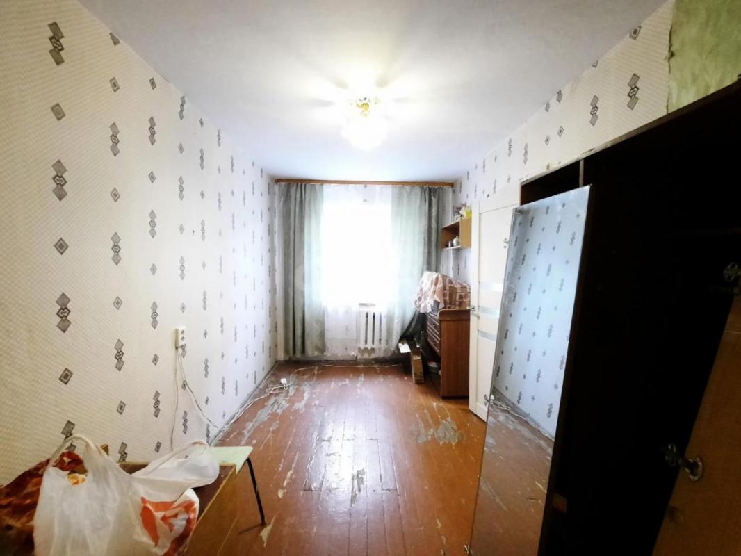 Продам 2-х комнатную квартиру, 3/5, по ул. - Орск