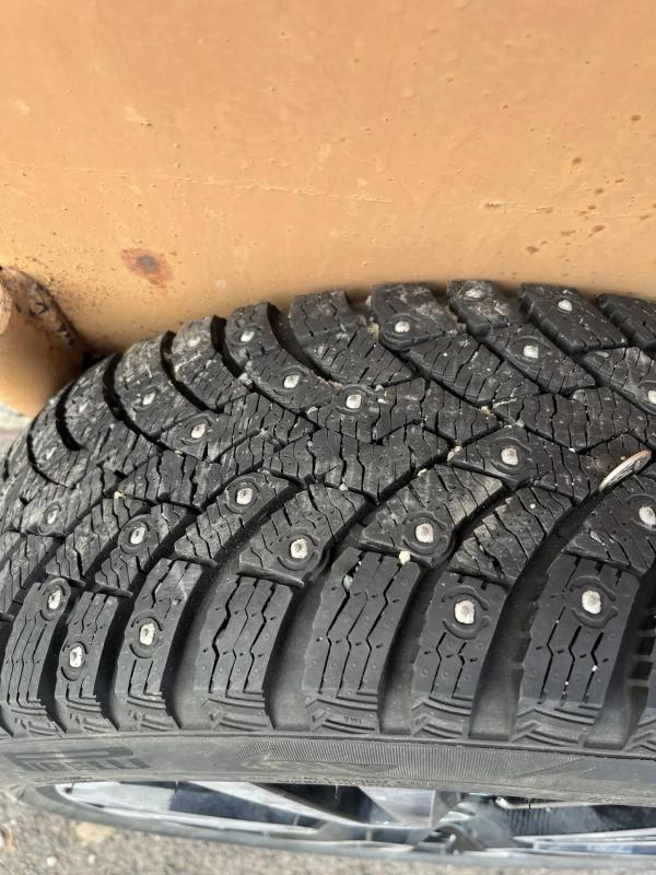 Продам колеса Pirelli ICE ZERRO 2, 205/50 R17 в идеальном состоянии. - Новотроицк