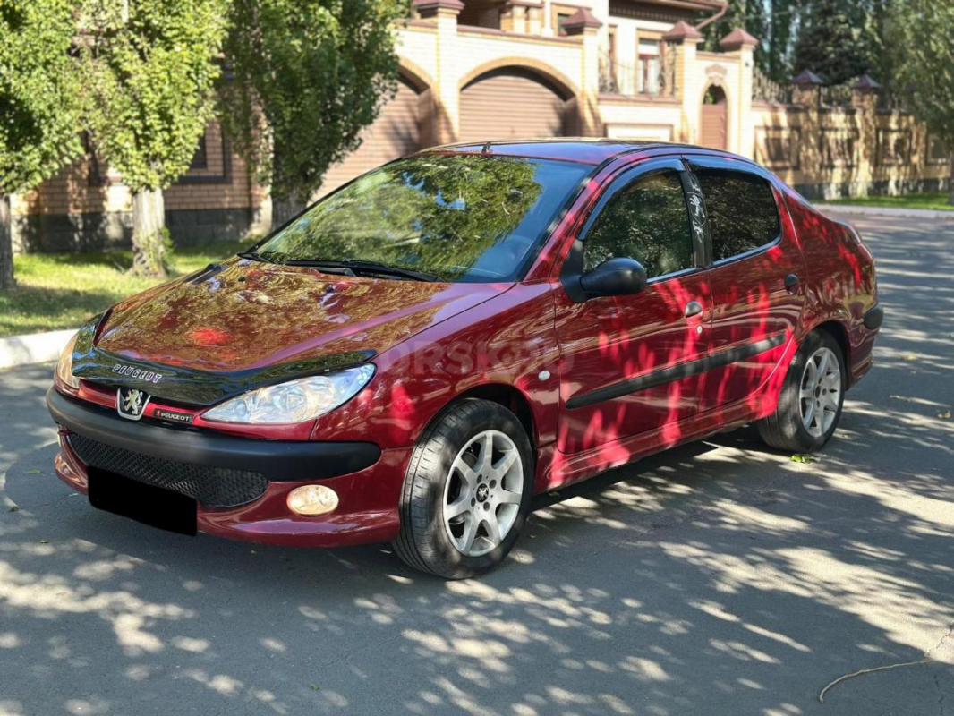 Продам надежный Peugeot 206 (2008 год)
 экономичный, живой  авто

⦁ Техническое состояние: Двигат - Орск