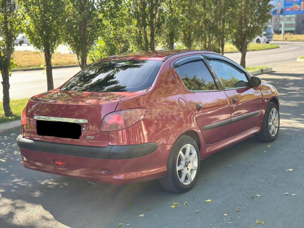 Продам надежный Peugeot 206 (2008 год)
 экономичный, живой  авто

⦁ Техническое состояние: Двигат - Орск