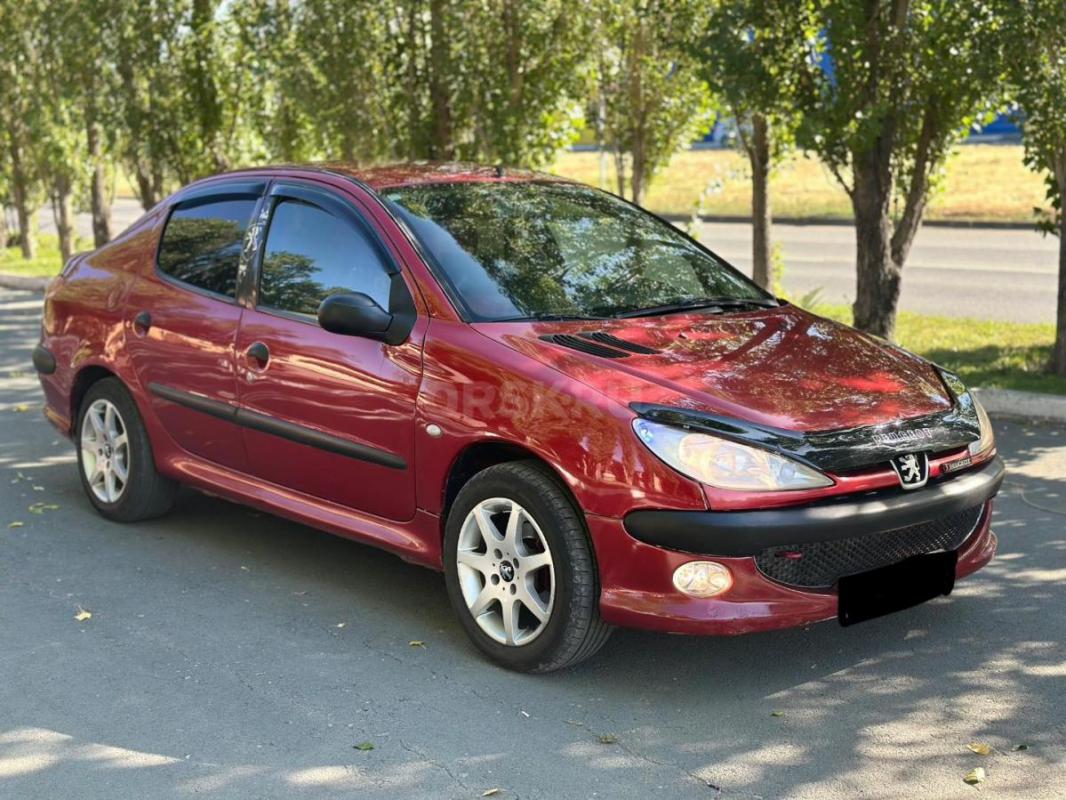 Продам надежный Peugeot 206 (2008 год)
 экономичный, живой  авто

⦁ Техническое состояние: Двигат - Орск