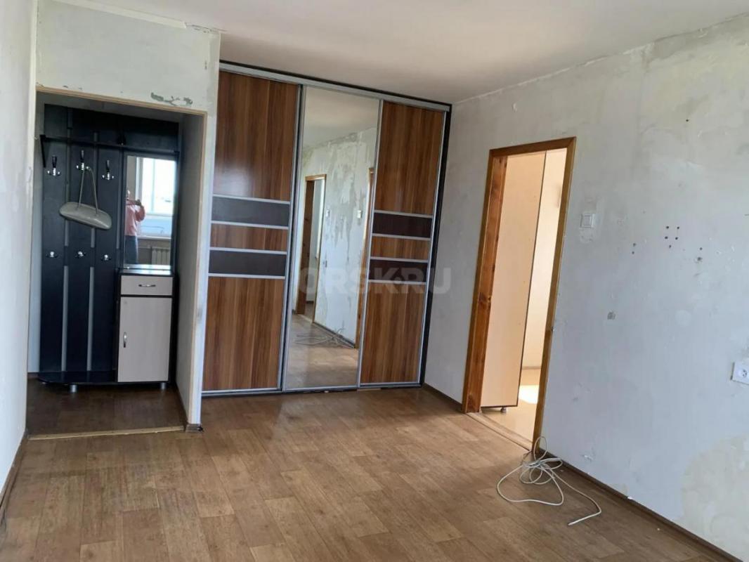 Продам 3-х комнатную квартиру, подготовленную к ремонту. - Орск