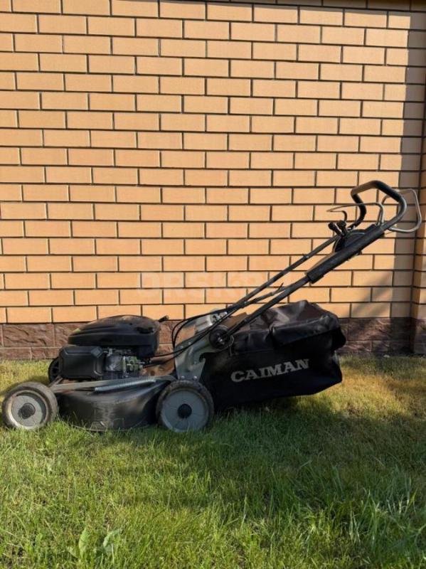 Продам газонокосилку бензиновую caiman fero 52cv - 69тр
Продам скарификатор AL-KO - 12тр
Продам бе - Орск