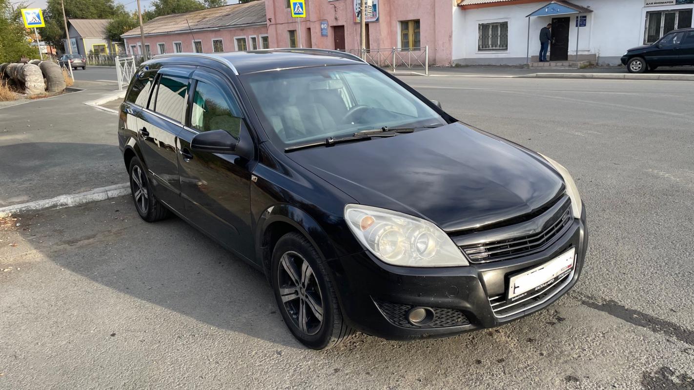 Продается Opel Astra, 2008 года

__АВТОМАТ__

ДВС 1, 8/ 140л.с.,

ГУР,

ABS,

климат- контроль,

пол - Новотроицк