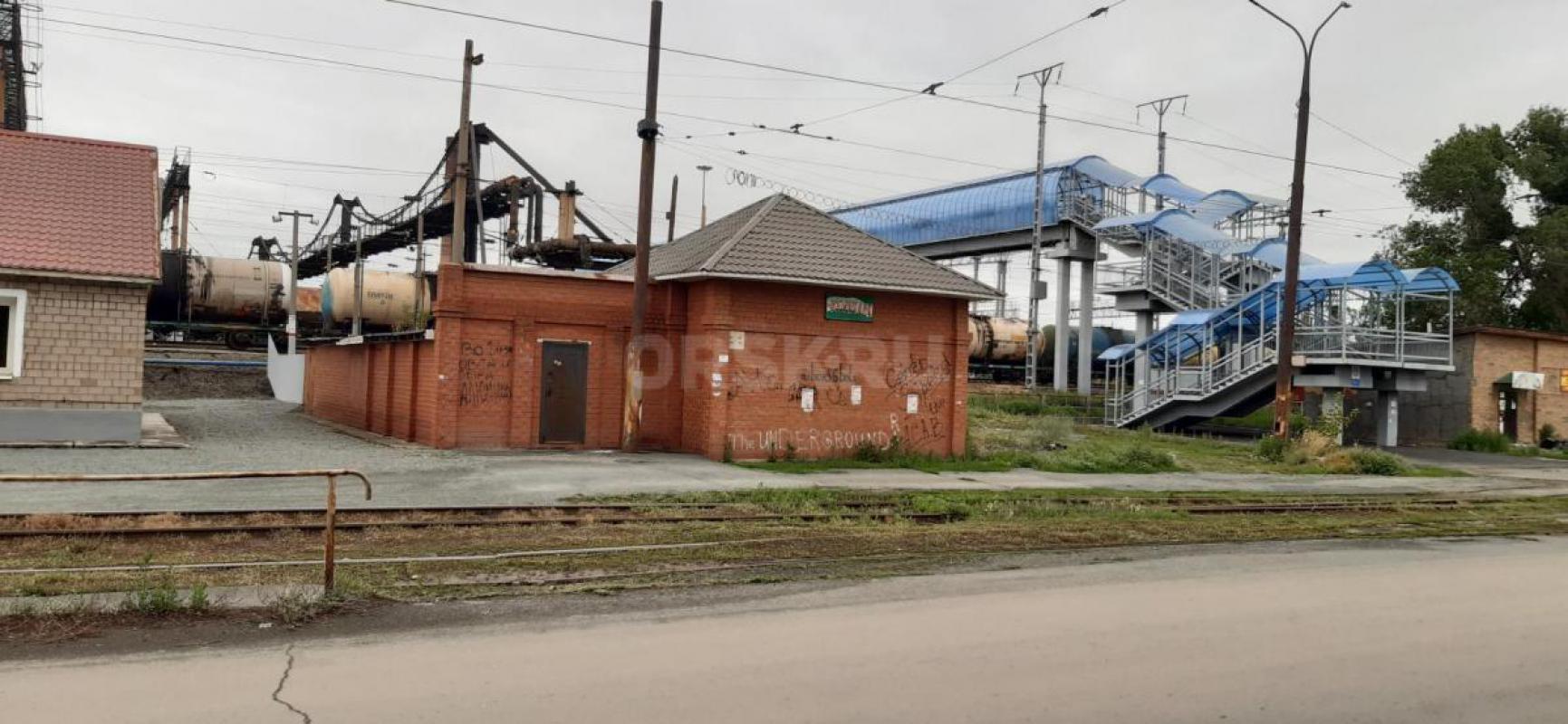 Сдам в аренду бывший магазин 200 кв. - Орск