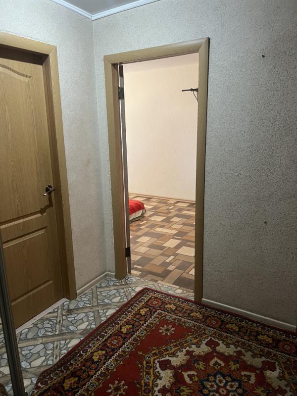 Продается 3 комнатная квартира в Восточном районе (рядом рынок Петровский). - Оренбург