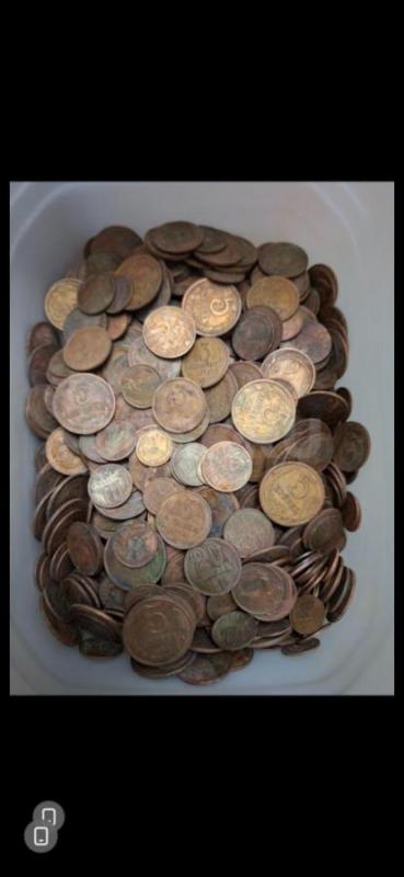 Продам монеты СССР от 1960 - 1990года 1, 2, 3, 5, 10, 15, 20 копеек в количестве 450шт. - Орск