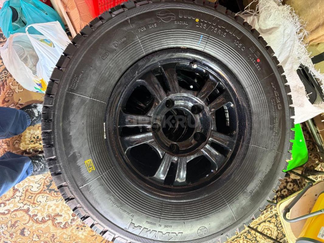 Продам внедорожные летние шины 235/75 R 15  КАМА пилигрим  в сборе со штампованными дисками, на авто - Орск
