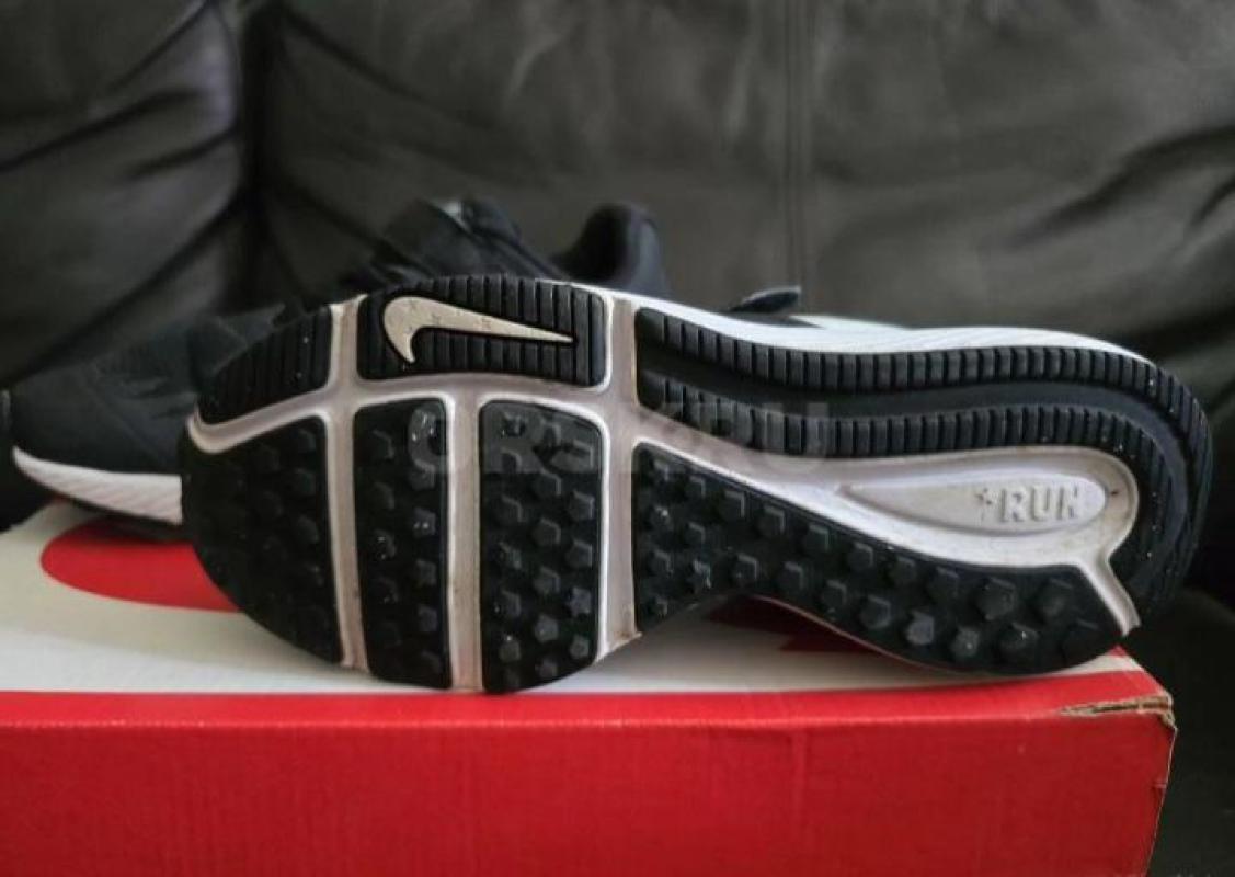 Кроссовки NIKE оригинал.размер 33. - Орск