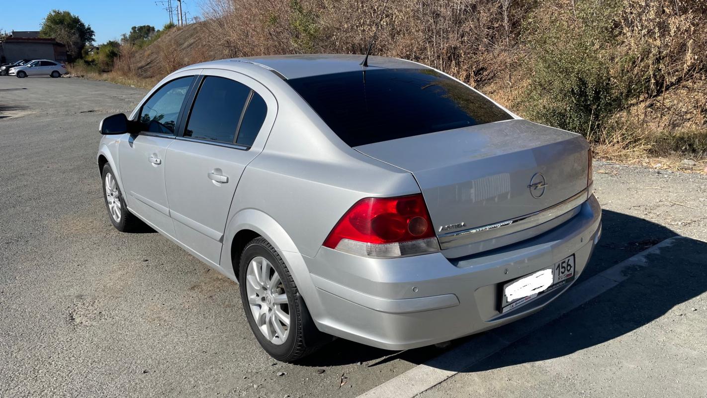 Продается Opel Astra, 2013 года

__АВТОМАТ__

ДВС 1, 8/ 140л.с.,

ГУР,

ABS,

климат- контроль,

пол - Новотроицк
