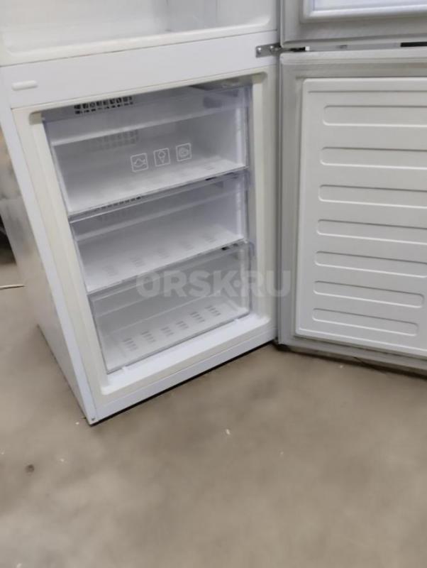 Продам холодильник BEKO RCNK310KC0W, состояние отличное,
 гарантия 1 год. - Новотроицк