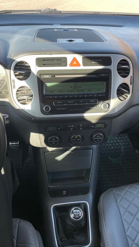 Пpoдается Volkswagen Golf Plus 1.6 MT, 2008 года

первая регистрация автомобиля 02.2009 года

Выгляд - Новотроицк